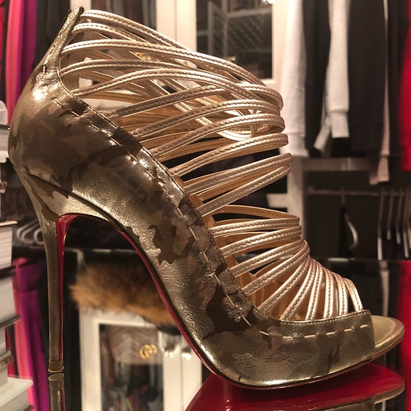Christian Louboutins- BRAND NEW - - Picture 1 of 8